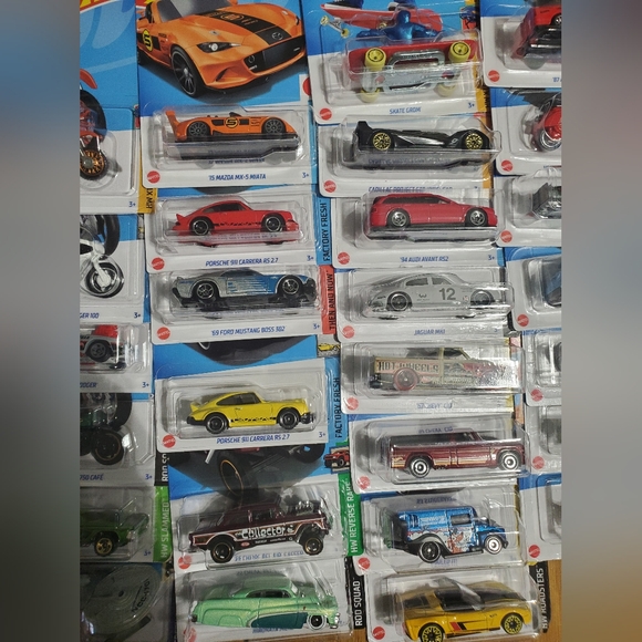 Hot Wheel (LOT of 50) - Picture 3 of 3
